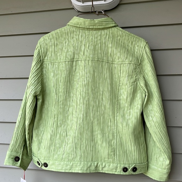 New Ruby Rd. Neon green animal print button down jacket - Picture 12 of 15